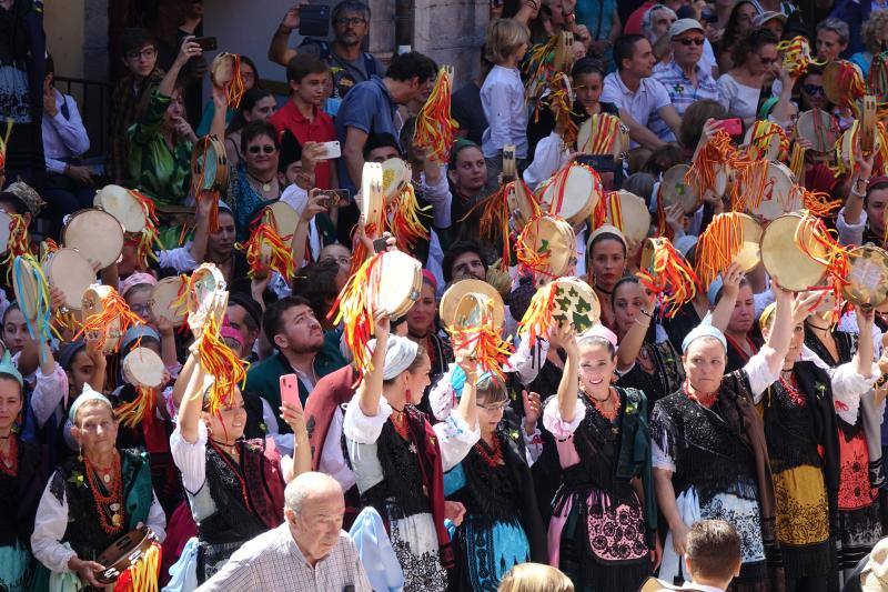 ¿Estuviste en la fiesta de San Roque, en Llanes? ¡Búscate!