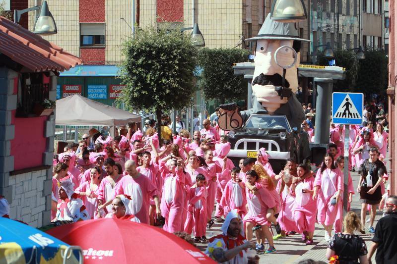 Cientos de personas se dan cita en una de las fiestas más populares del verano asturiano.