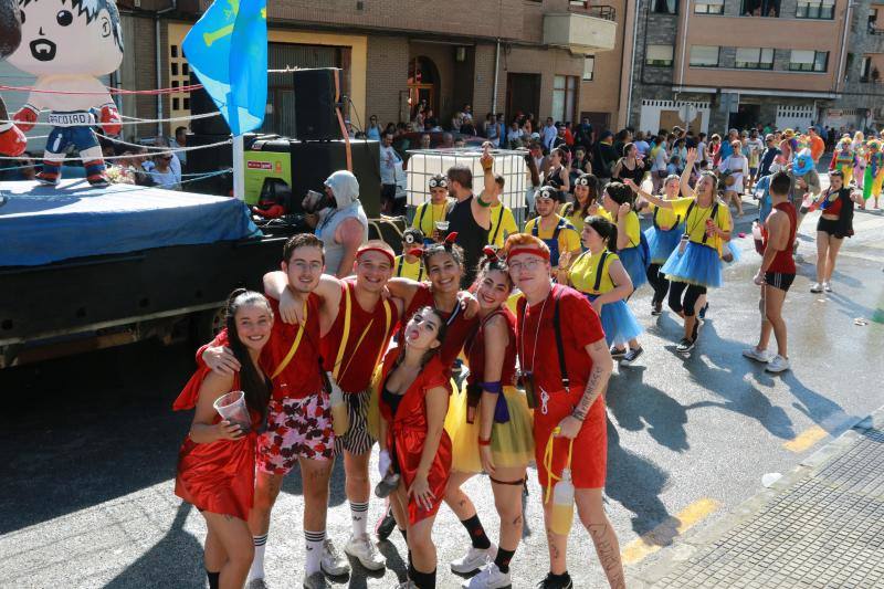 Cientos de personas se dan cita en una de las fiestas más populares del verano asturiano.