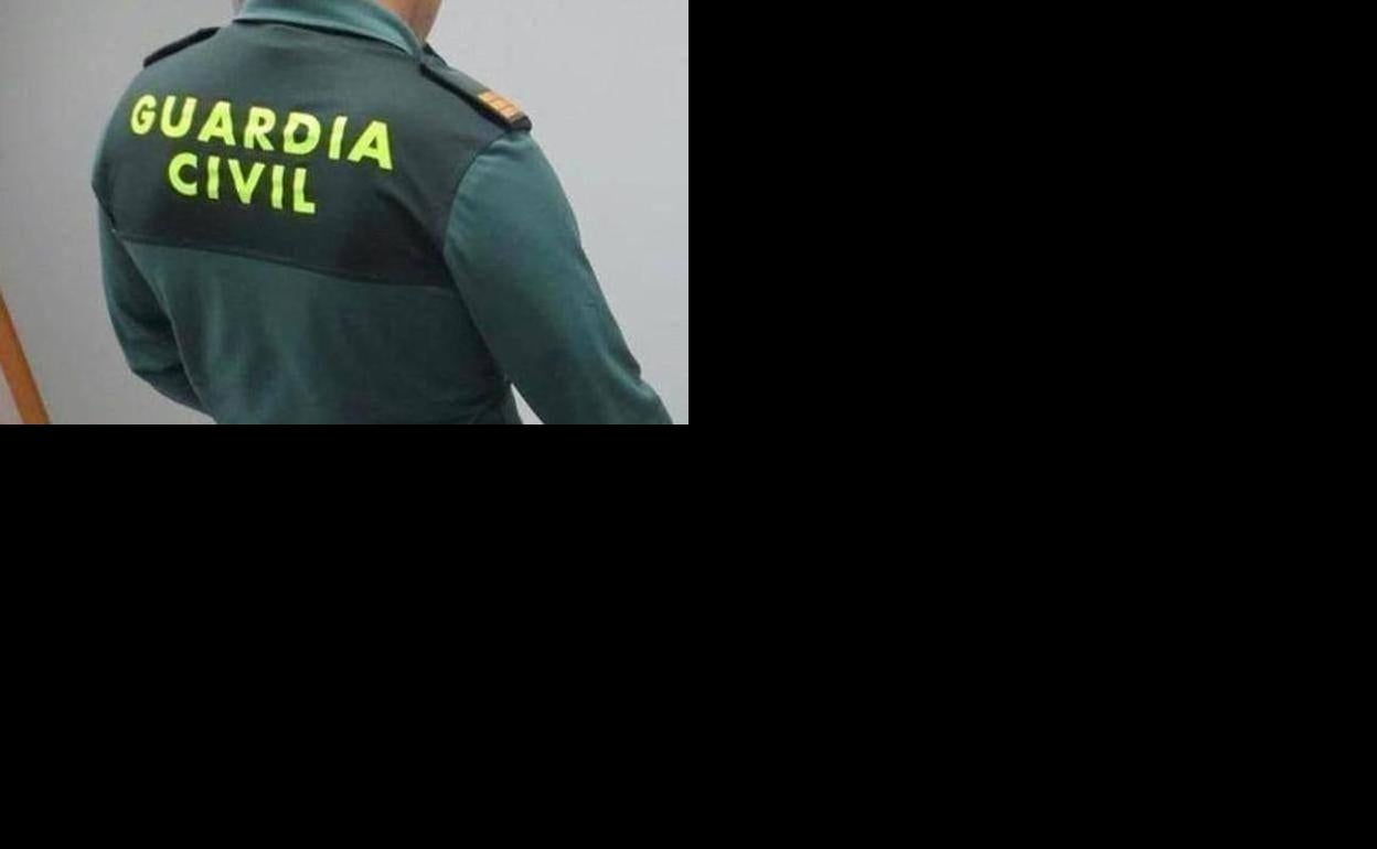 Detenida una mujer tras atropellar a dos personas en Poo de Llanes y darse a la fuga
