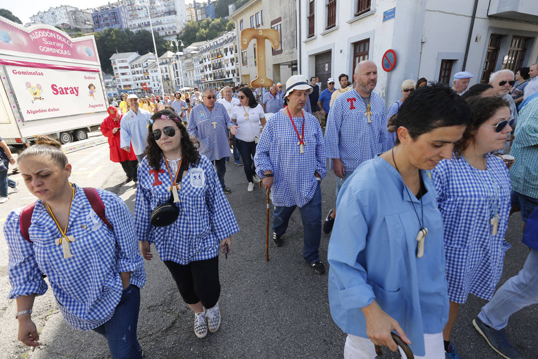 Miles de luarqueses y turistas disfrutaron este jueves de las populares fiestas de San Timoteo. ¡Búscate en nuestra galería! 