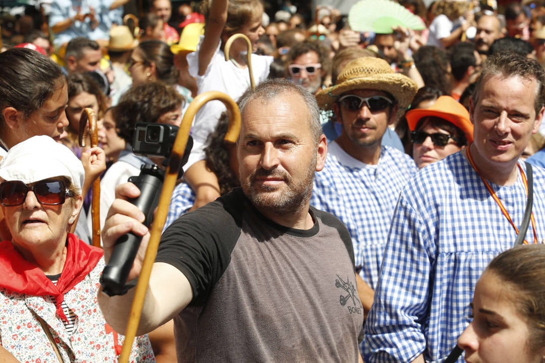 Miles de luarqueses y turistas disfrutaron este jueves de las populares fiestas de San Timoteo. ¡Búscate en nuestra galería! 