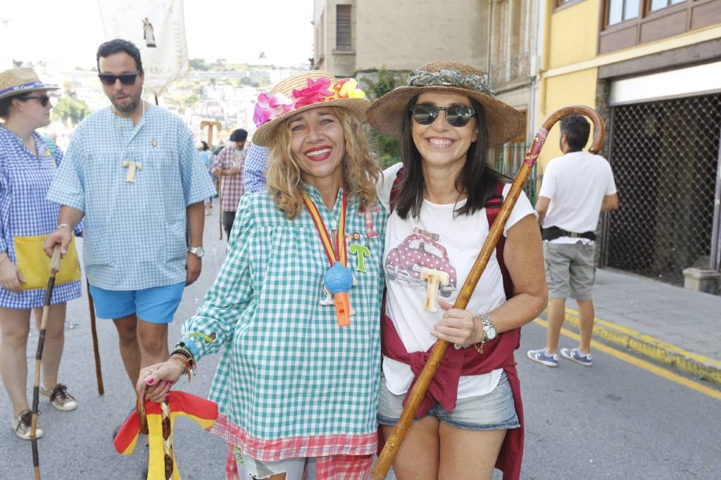 Miles de luarqueses y turistas disfrutaron este jueves de las populares fiestas de San Timoteo. ¡Búscate en nuestra galería! 