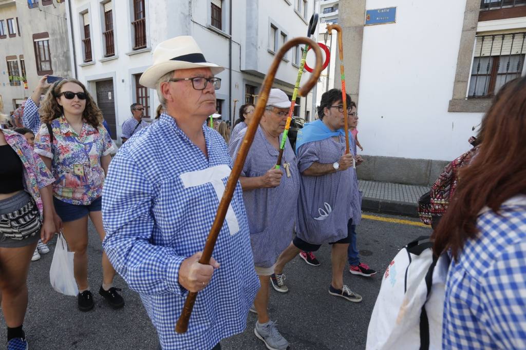 Miles de luarqueses y turistas disfrutaron este jueves de las populares fiestas de San Timoteo. ¡Búscate en nuestra galería! 