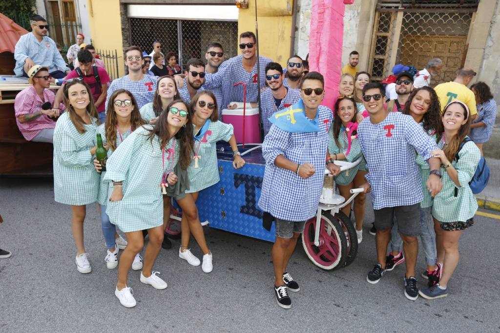 Miles de luarqueses y turistas disfrutaron este jueves de las populares fiestas de San Timoteo. ¡Búscate en nuestra galería! 