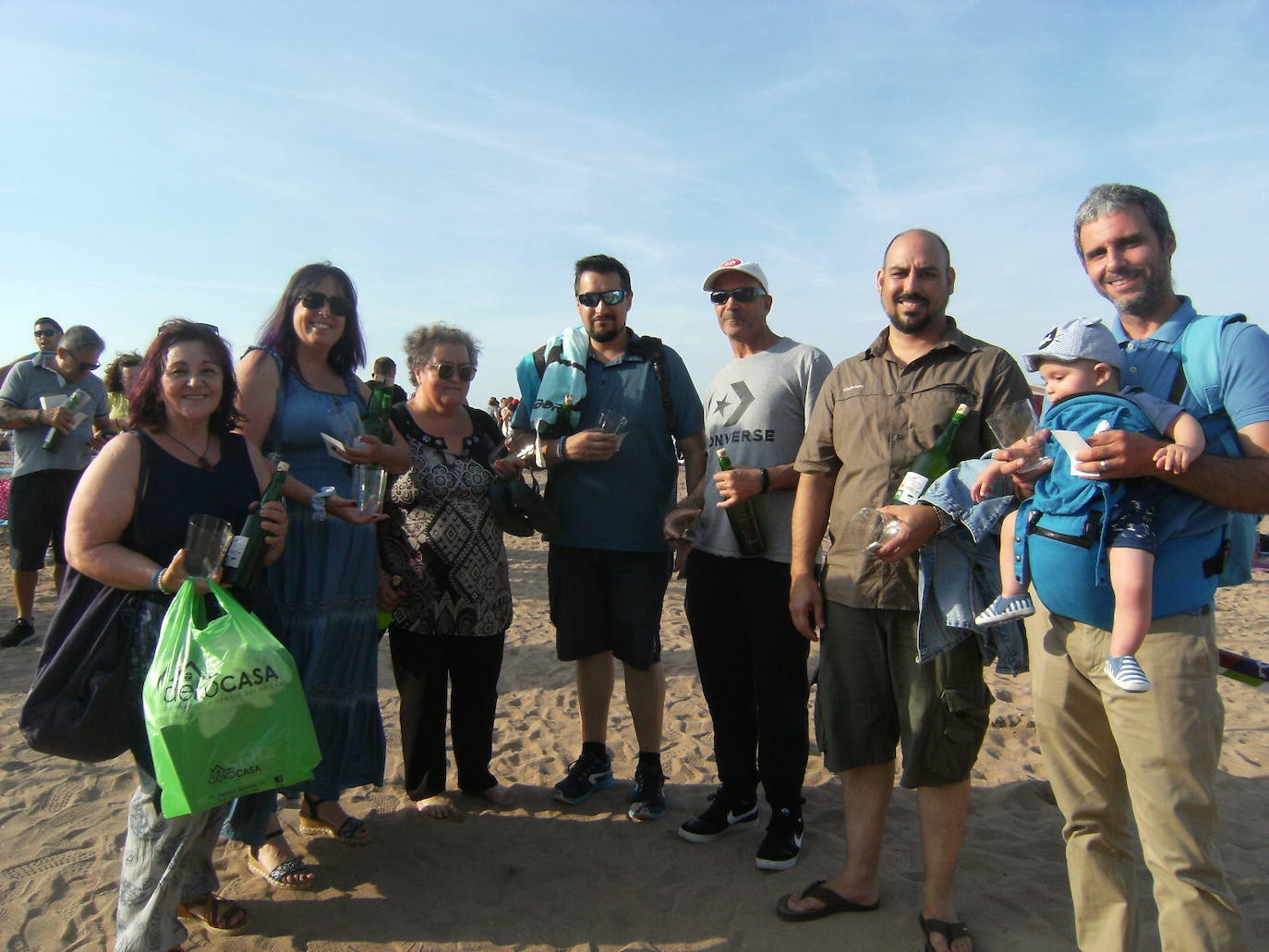 La playa de Poniente ha acogido un nuevo récord en una de las actividades más multitudinarias del verano gijonés