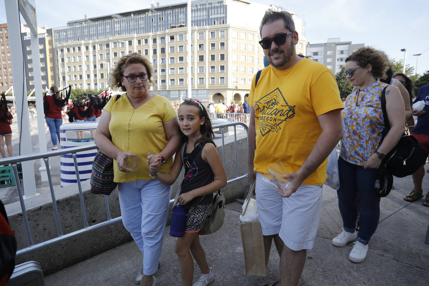 La playa de Poniente ha acogido un nuevo récord en una de las actividades más multitudinarias del verano gijonés.