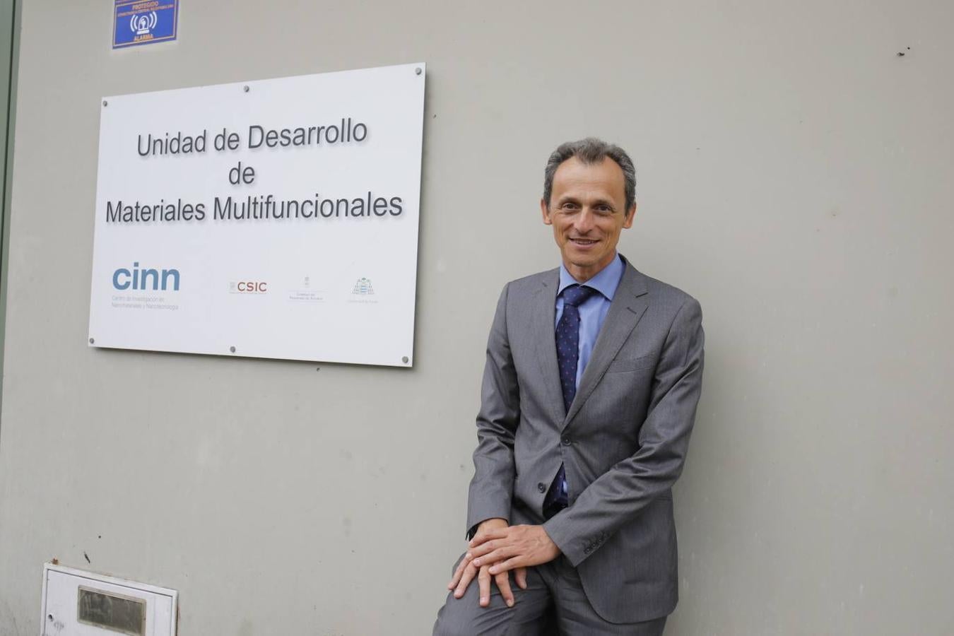 El ministro en funciones de Ciencia, Innovación y Universidad antes se reunió con el presidente del Principado Adrián Barbón. 