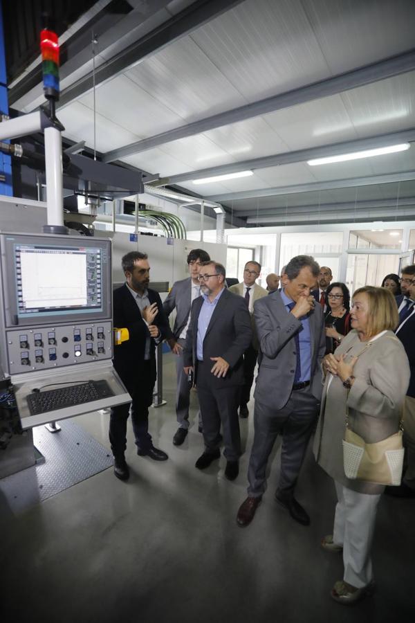 El ministro en funciones de Ciencia, Innovación y Universidad antes se reunió con el presidente del Principado Adrián Barbón. 