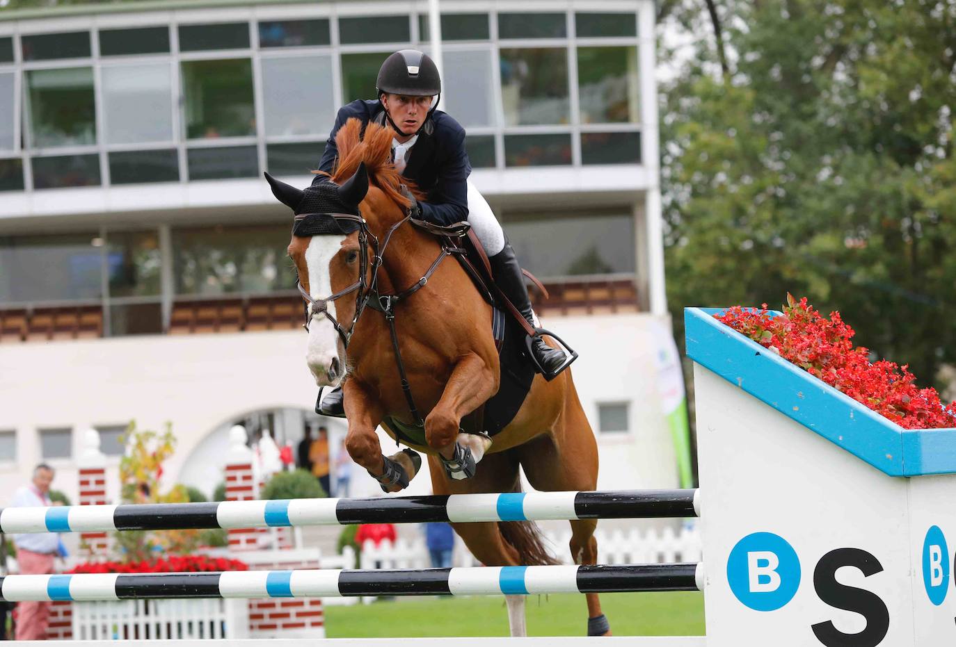 Fotos: Victoria de Jodie Hall en el estreno del Hípico de Gijón