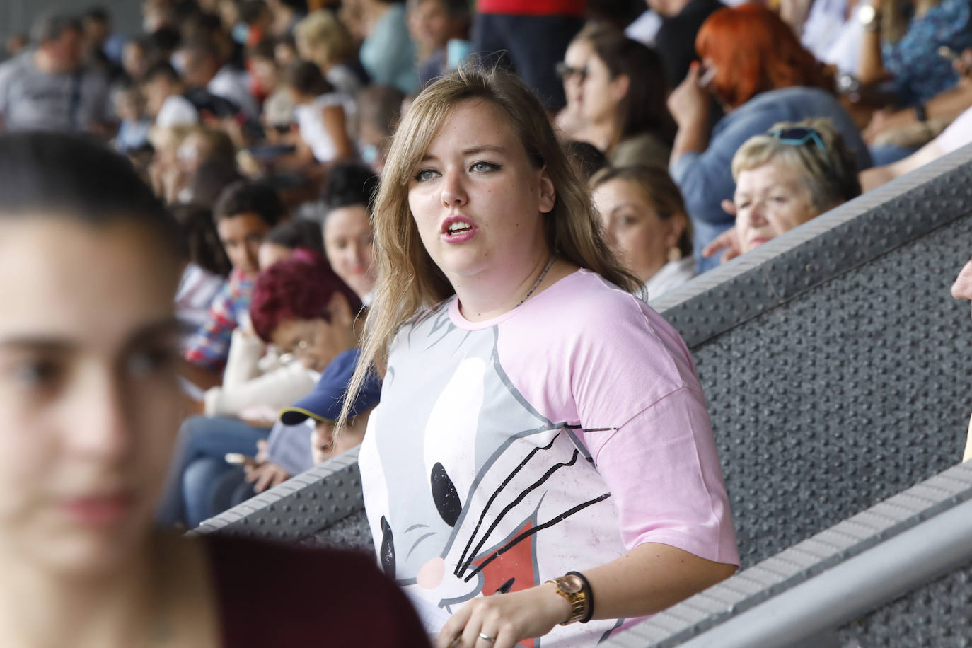 Las Mestas vive de nuevo el Concurso Hípico más importante del verano en España, que mantiene el carácter de oficial y que llega ya a los 77 años de vida. Emoción, saltos, galopes y 5 días por delante para cerrar el verano con un fin de semana de gran altura en Gijón.