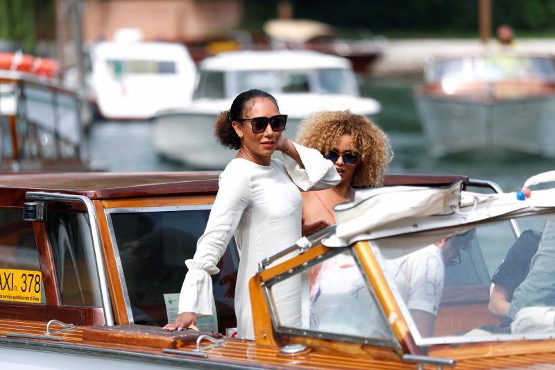 El director japonés Hirokazu Kore-eda ha hecho coincidir por primera vez en sus dilatadas carreras a Catherine Deneuve y Juliette Binoche, dos iconos del cine francés, en «La verité», la cinta que abrió este miércoles la competición oficial de la 76 Mostra de Venecia.