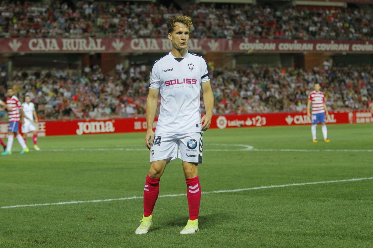 Néstor Susaeta, en un partido del curso pasado.