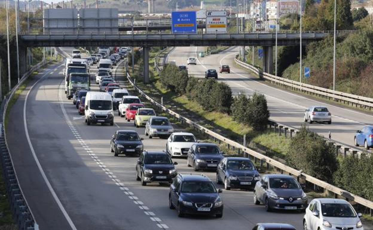 Atascos en la entrada de Gijón. 