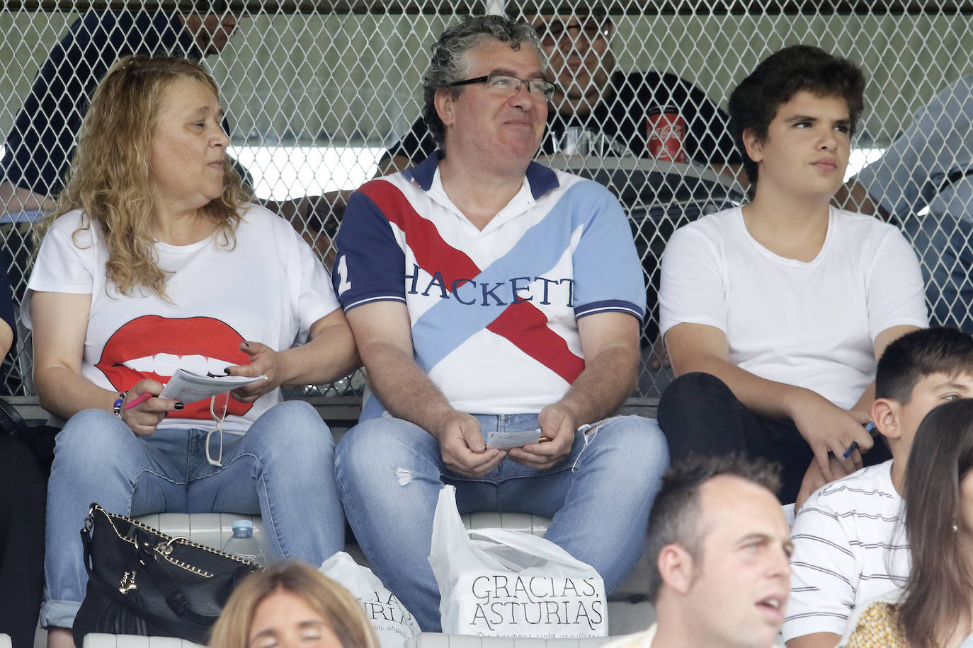 El hipódromo de Las Mestas acogió este sábado las pruebas del CSIO Gijón 2019.