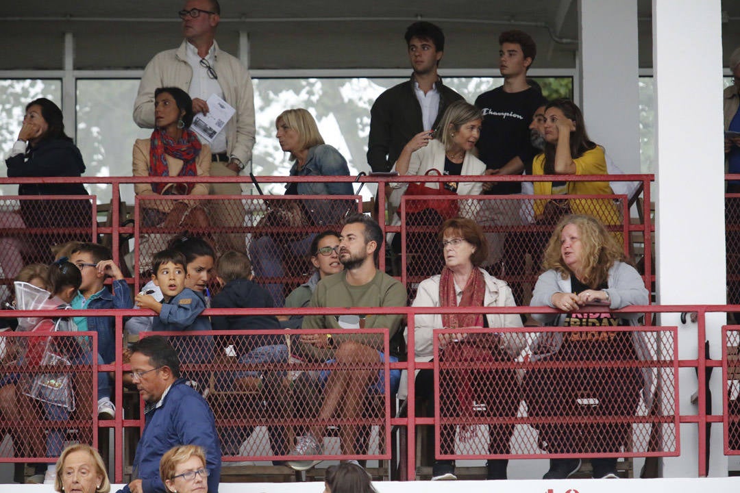 El hipódromo de Las Mestas acogió este domingo las últimas pruebas del CSIO Gijón 2019.