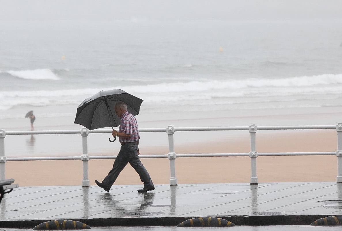 La región da la bienvenida al mes de septiembre con una jornada más propia del otoño.