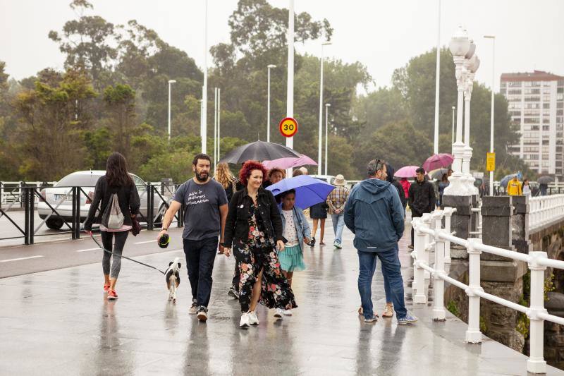 Fotos: Temperaturas otoñales y de intensas lluvias en Asturias