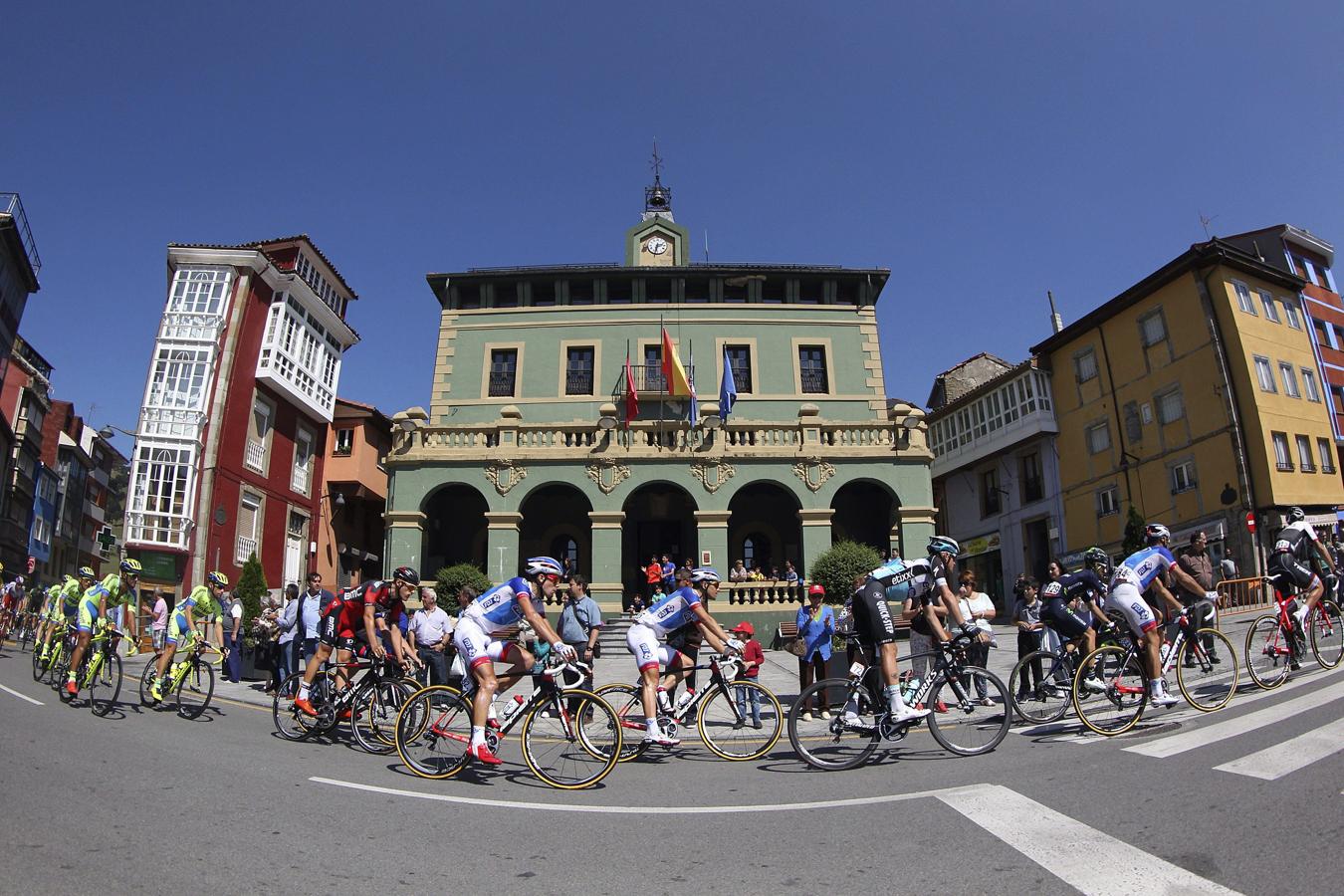 Tineo dará el pistoletazo de salida a la decimoquinta etapa de La Vuelta a España. 