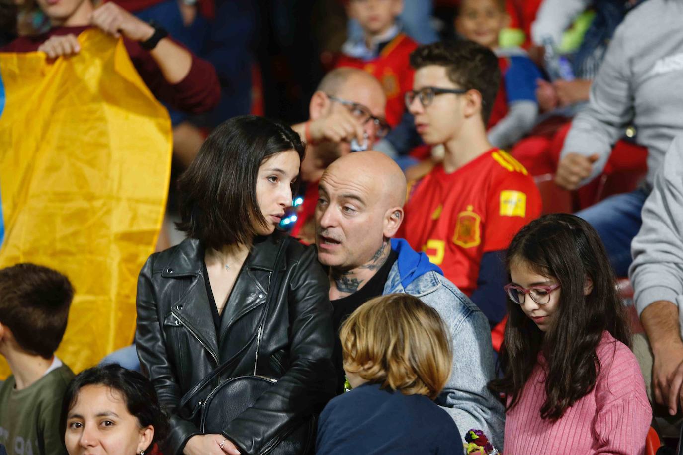 ¿Estuviste este domingo en el partido España-Islas Feroe en El Molinón? 