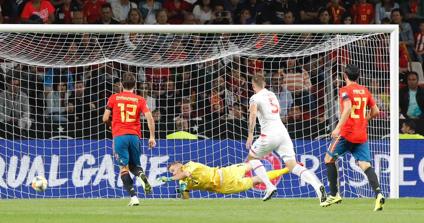 Fotos: Las imágenes del amistoso entre España e Islas Feroe