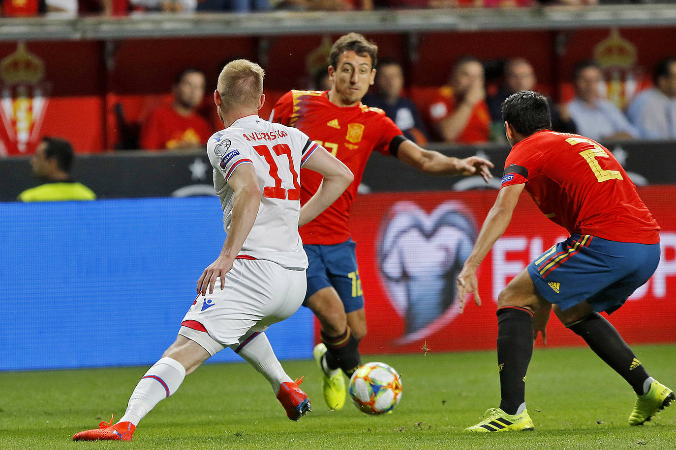 Fotos: Las imágenes del amistoso entre España e Islas Feroe