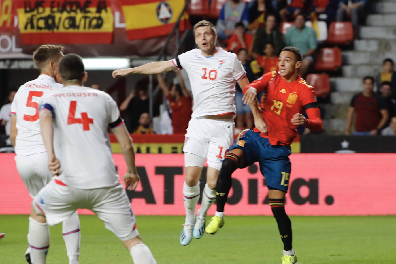 Partido en homenaje a Enrique Castro 'Quini' disputado en el estadio El Molinón.