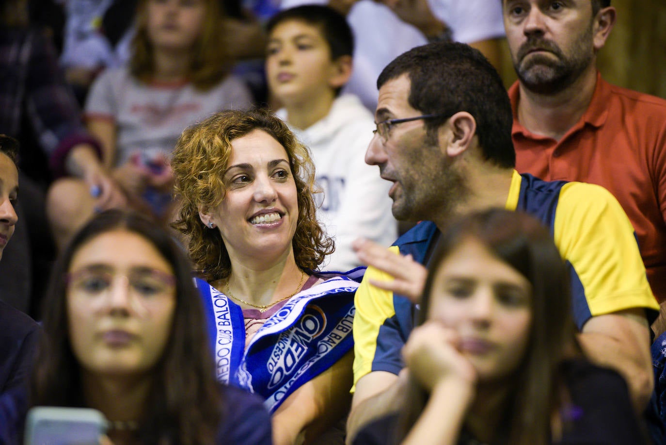 Fotos: ¿Estuviste en el partido entre el OCB - Real Madrid? ¡Búscate!