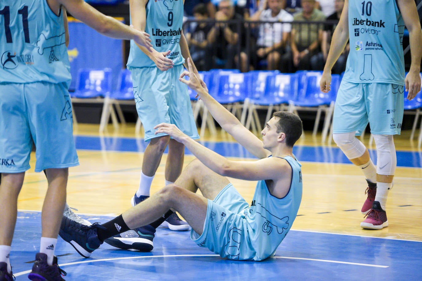 A pesar de un intento de reacción en el último cuarto el cuadro ovetense sigue sin lograr el triunfo en la pretemporada.