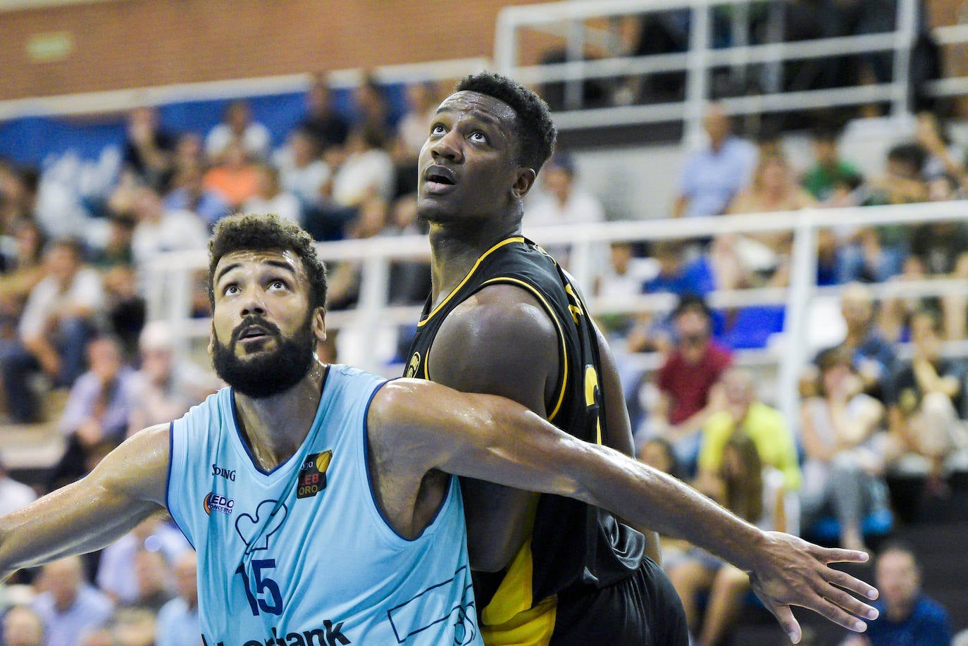 A pesar de un intento de reacción en el último cuarto el cuadro ovetense sigue sin lograr el triunfo en la pretemporada.