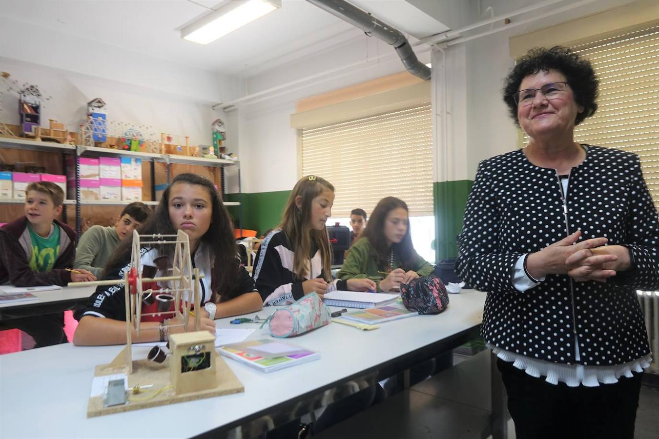 El presidente del Principado acude a la inauguración del año académico para secundaria y bachillerato. 