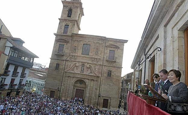 Yayoy Kawamura, durante la lectura del pregón de la fiestas de San Mateo. 