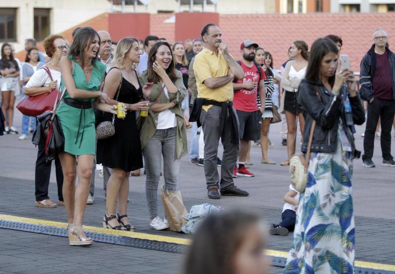 Willy Naves fue el encargado de abrir los conciertos de San Mateo en la jornada del sábado.