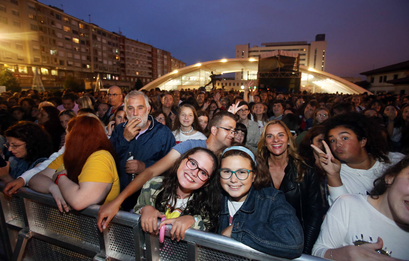 El cantante actuó en las Fiesta de San Mateo. 