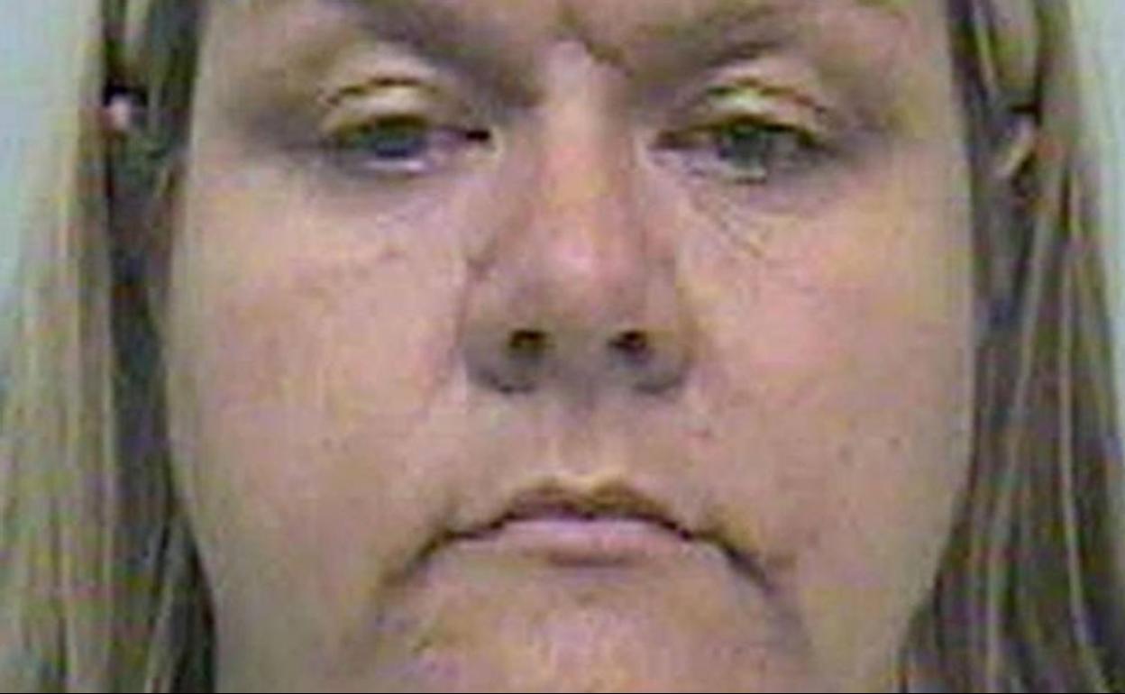 Reino Unido pone en libertad a una pederasta acusada de abusar de 64 niños