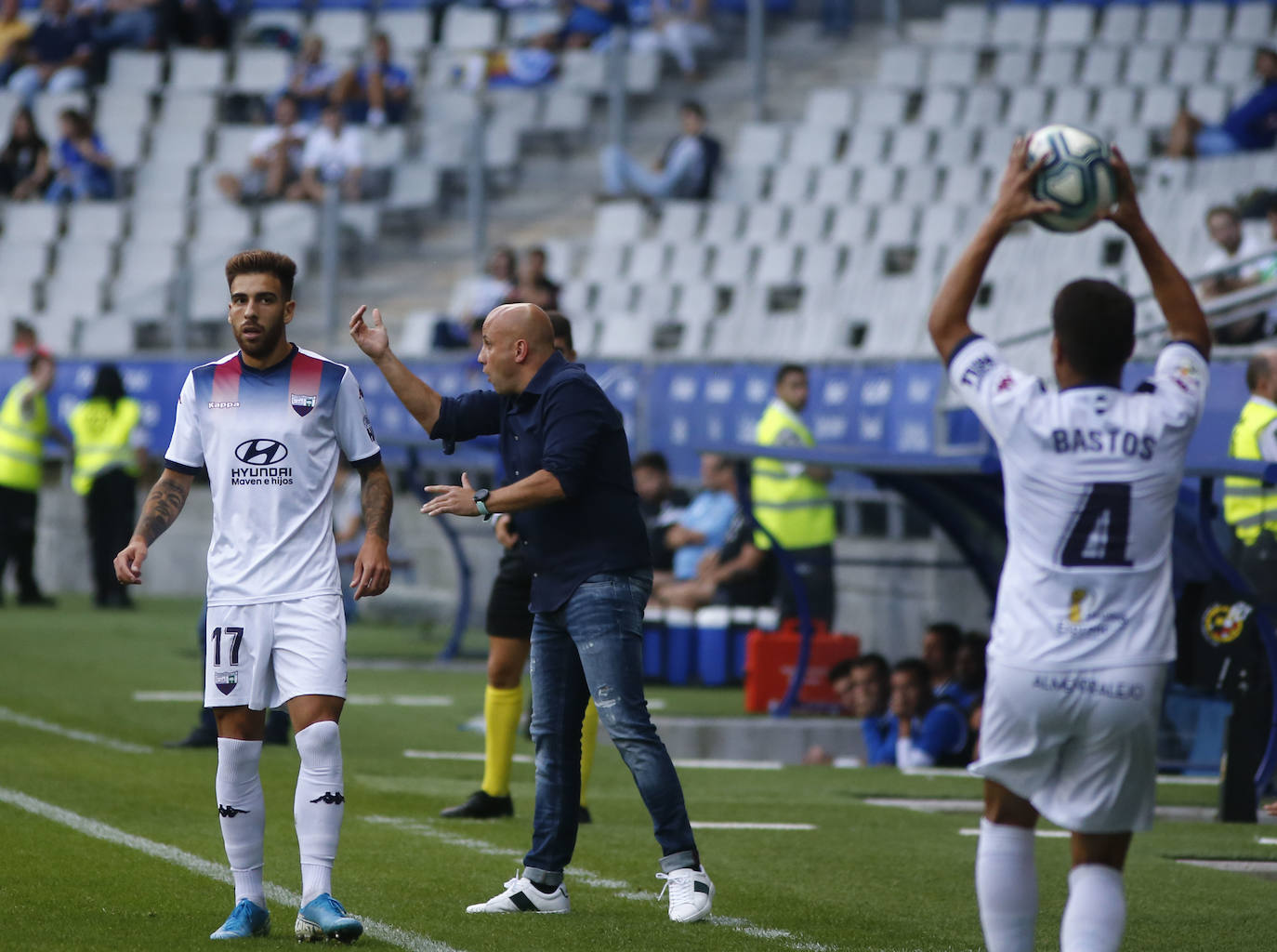 Los azules solo pudieron arrancar un empate ante el Extremadura (1-1), en un partido en el que fueron de menos a más.