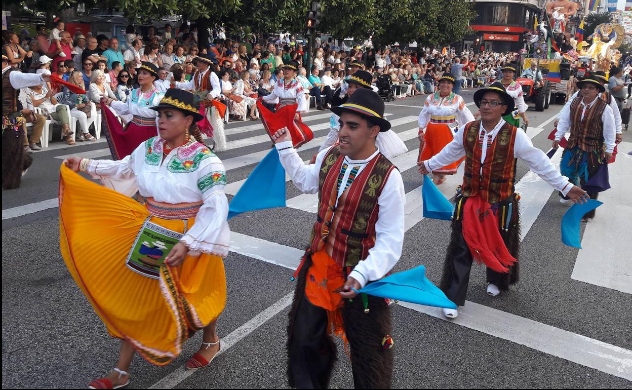 Desfile del Día de América en Asturias.