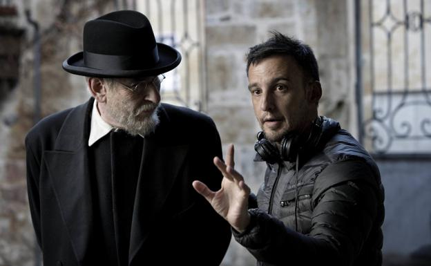 Alejandro Amenábar compite en el Festival de San Sebastián con 'Mientras dure la guerra': «He querido dar argumentos a las dos Españas»