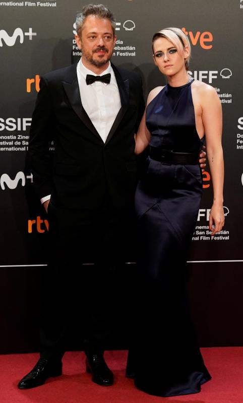 Los actores Kristen Stewart y Sam Neill y el director Alejandro Amenábar destacaron en la gala inaugural del Festival de San Sebastián, que congregó a un buen número de estrellas nacionales e internacionales.