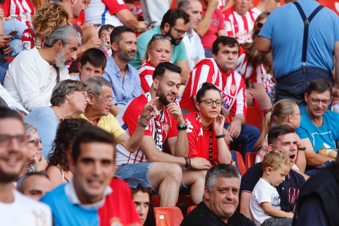 ¿Estuviste en el Sporting 1-1 Racing? ¡Búscate! (1)