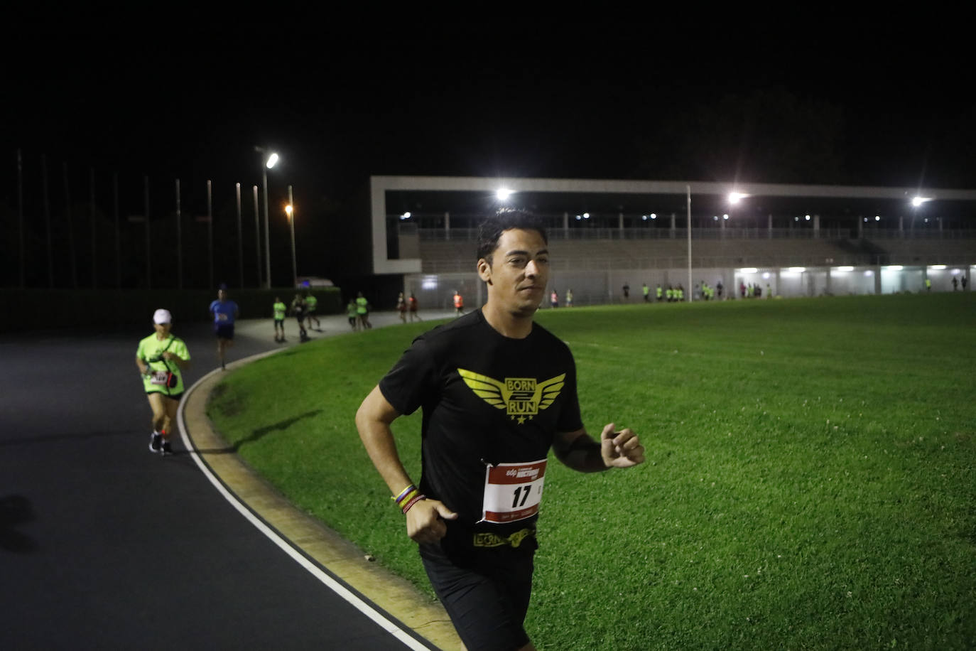 Fotos: Fotos. ¿Estuviste en la EdP Carrera Nocturna Gijón 10K? ¡Búscate! (2)