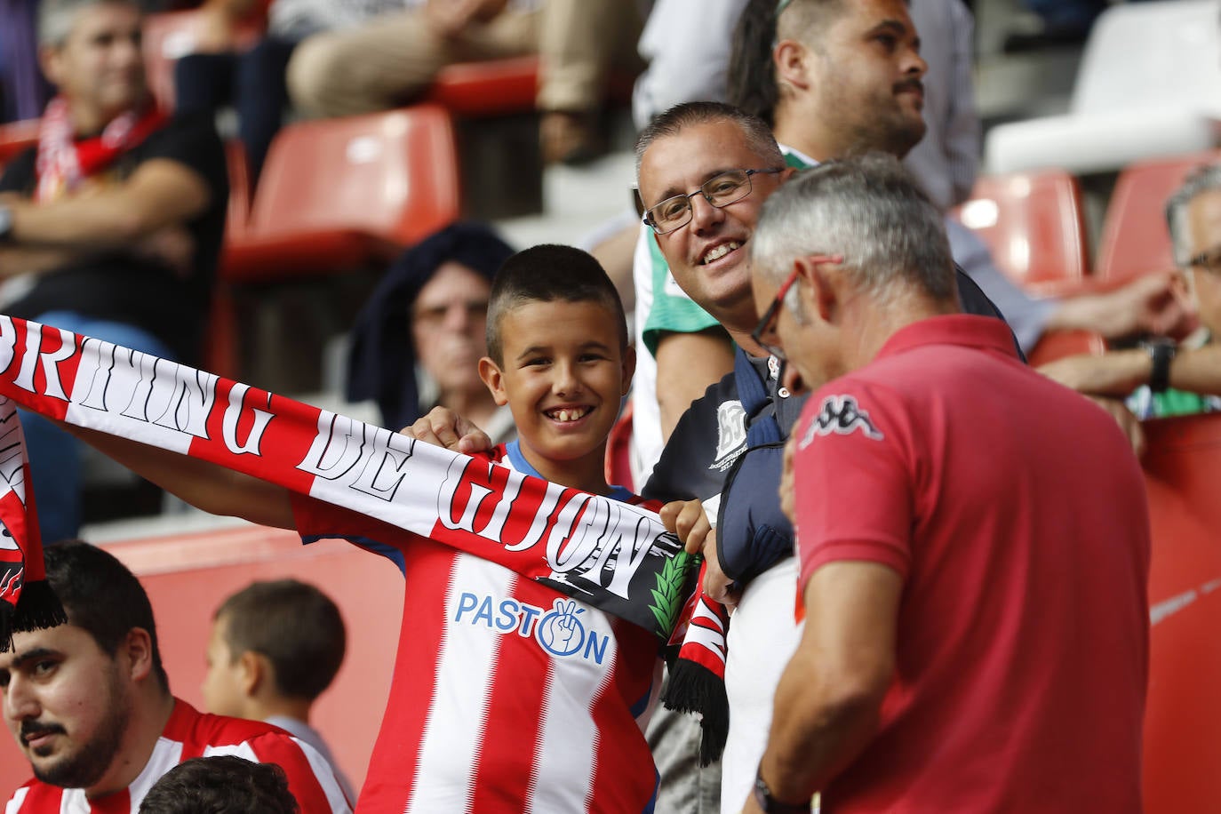 ¿Estuviste en el Sporting 1-1 Racing? ¡Búscate!