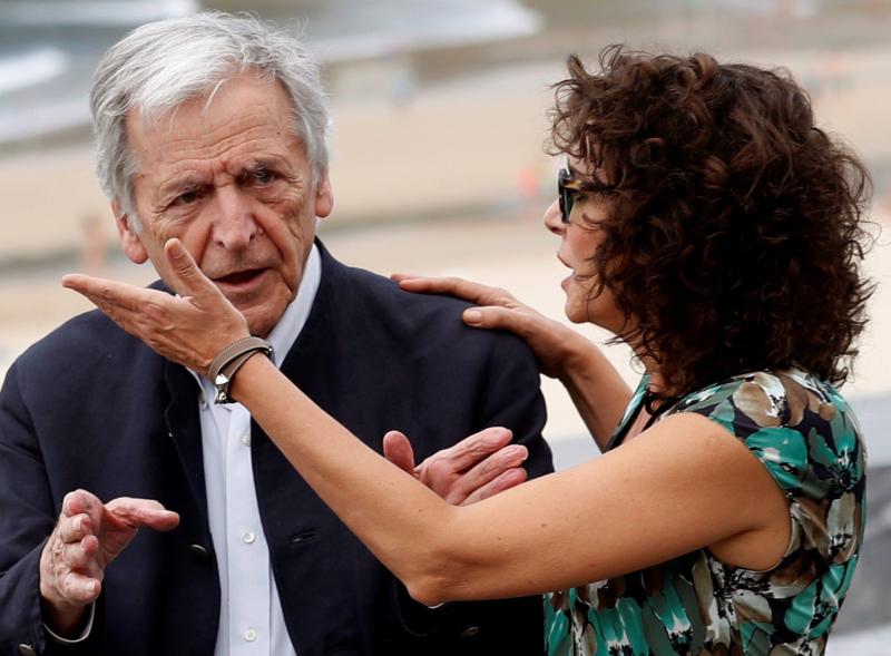 San Sebastián es este fin de semana la referencia mundial del cine, cuyos profesionales han reconocido la trayectoria del director Costa Gavras, galardonado con el Premio Donostia. El cineasta ha compartido la atención de los focos y los fans con las actrices francesas Juliette Binoche y Eva Green, y los protagonistas nacionales: Alejandro Amenábar, Karra Elejande, Belén Cuesta y Antonio de la Torre.