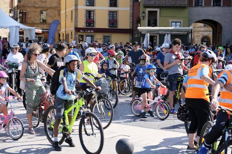 Parte del centro de la ciudad se peatonalizó y las bicis constituyeron el vehículo más utilizado.