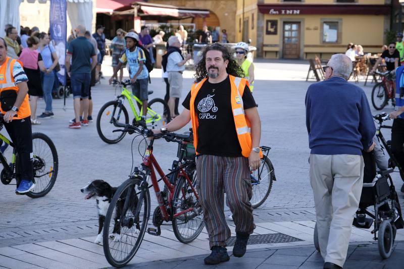 Parte del centro de la ciudad se peatonalizó y las bicis constituyeron el vehículo más utilizado.