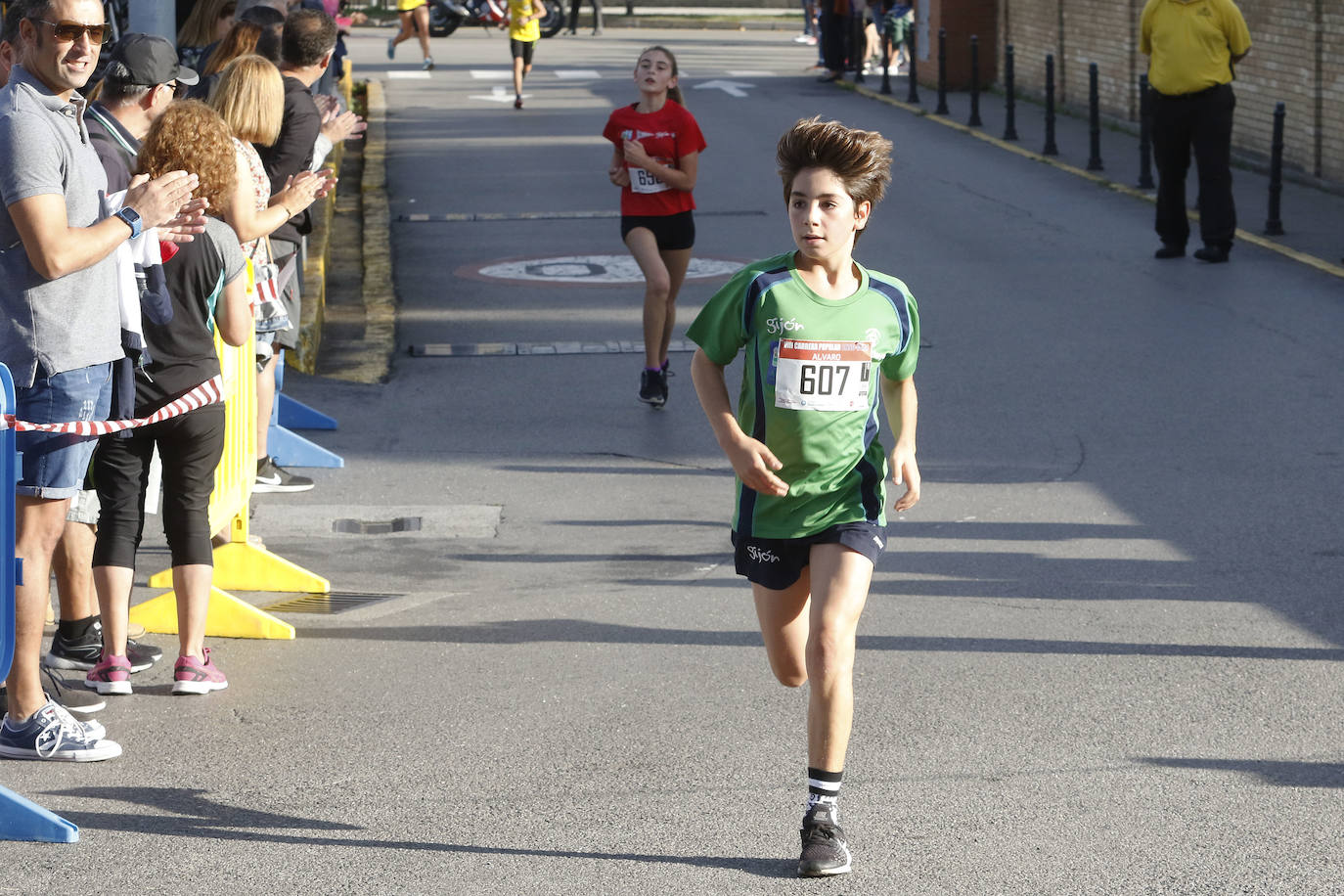 Más de 700 corredores participaron en la carrera que volvió a unir a las dos entidades