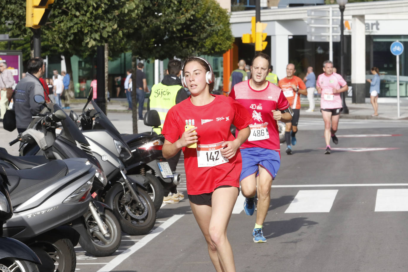 Más de 700 corredores participaron en la carrera que volvió a unir a las dos entidades