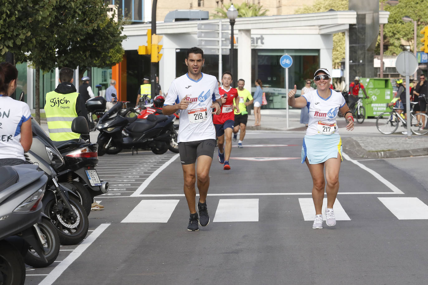 Más de 700 corredores participaron en la carrera que volvió a unir a las dos entidades