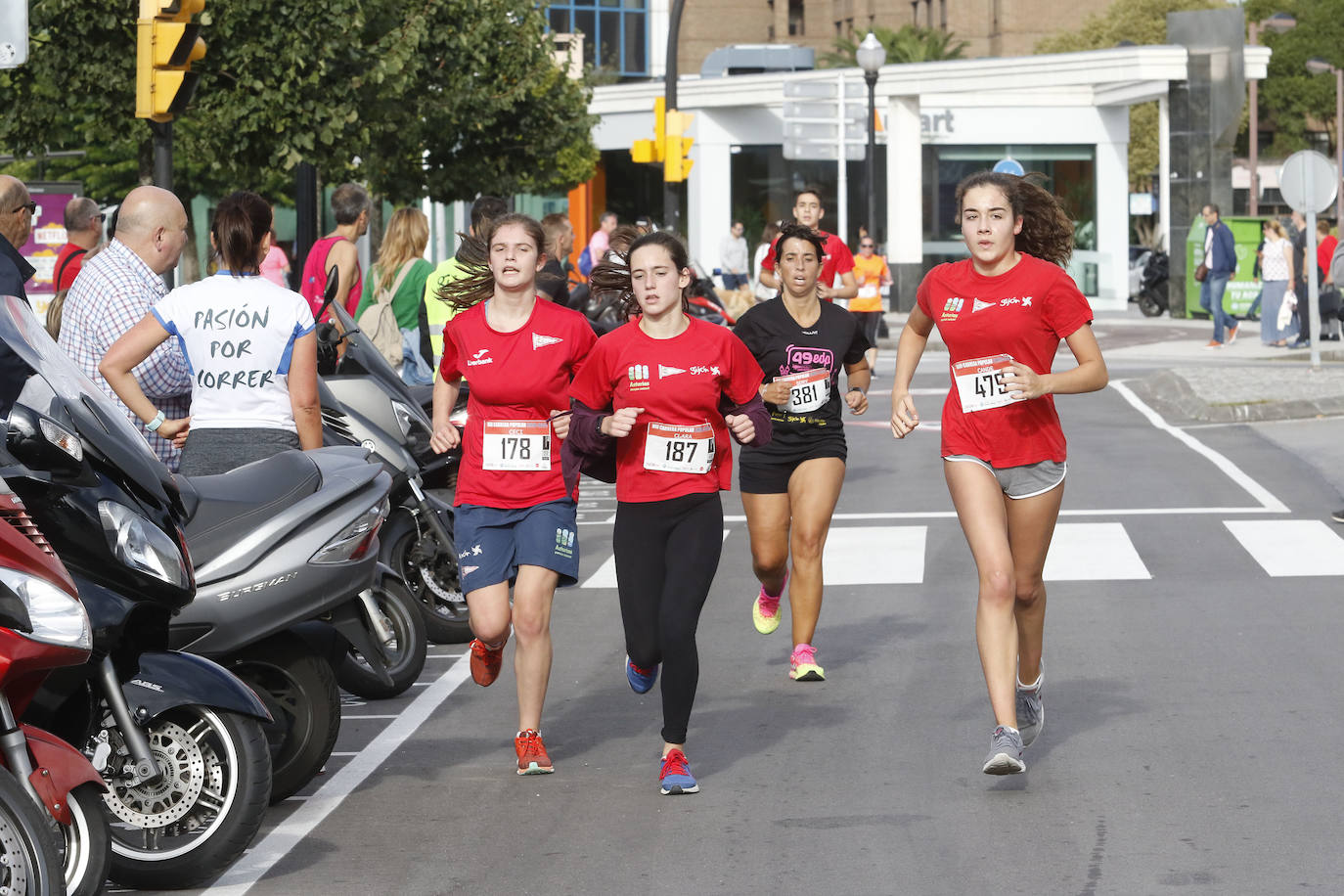 Más de 700 corredores participaron en la carrera que volvió a unir a las dos entidades