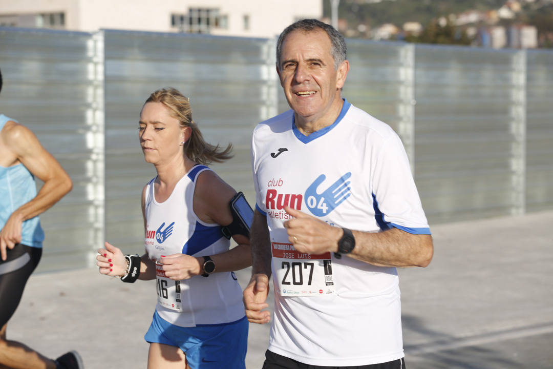 Más de 700 corredores participaron en la carrera que volvió a unir a las dos entidades